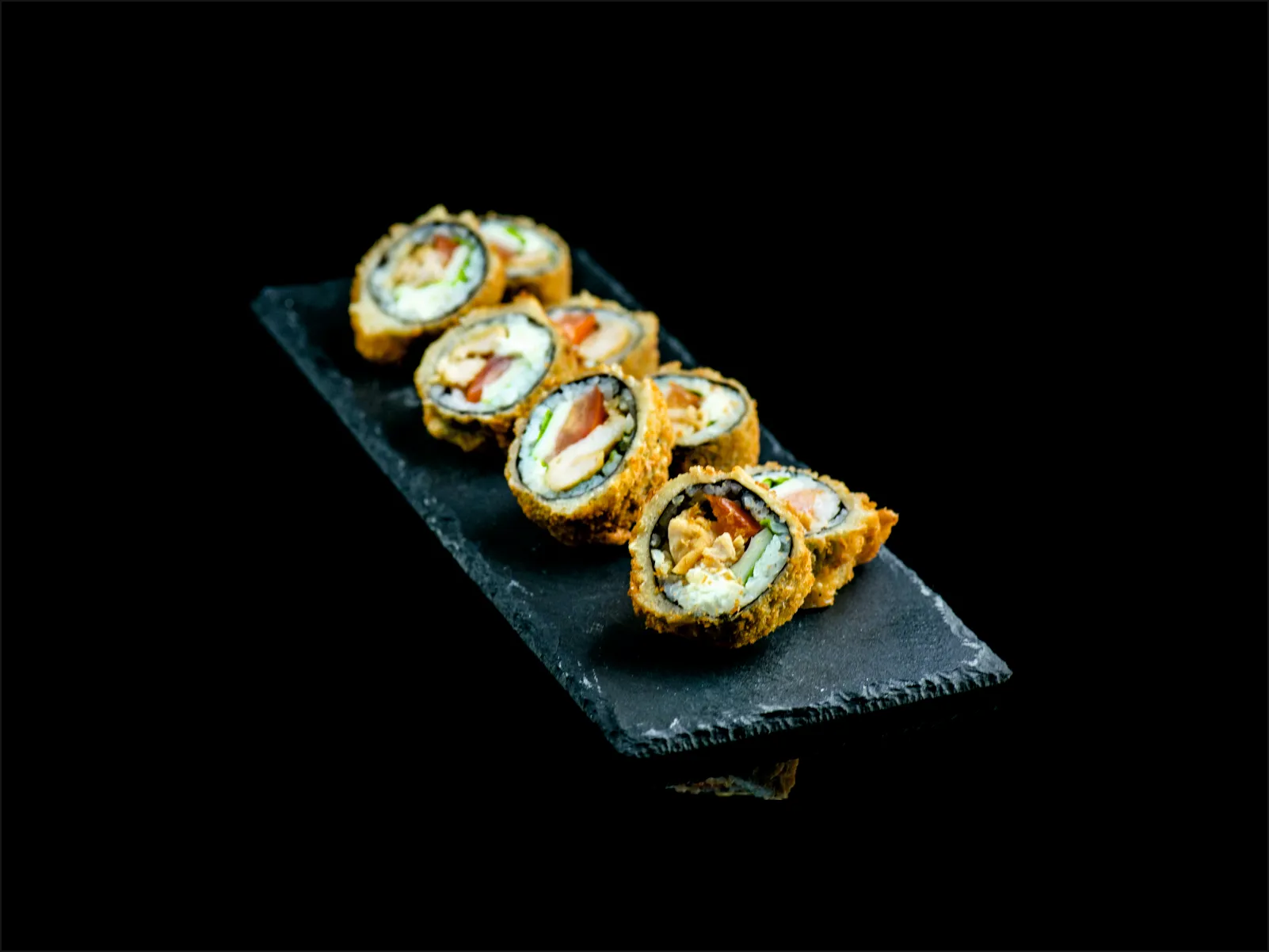 Жареный ролл Тори яки 280.00 г.