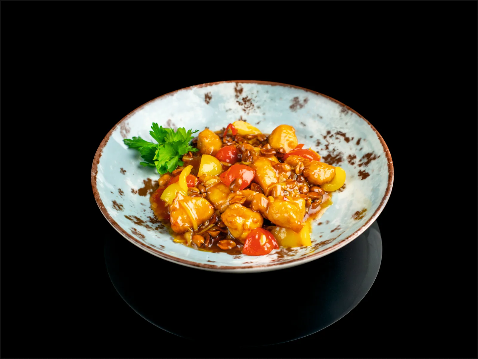 Курица Кунг Пао 450.00 г.